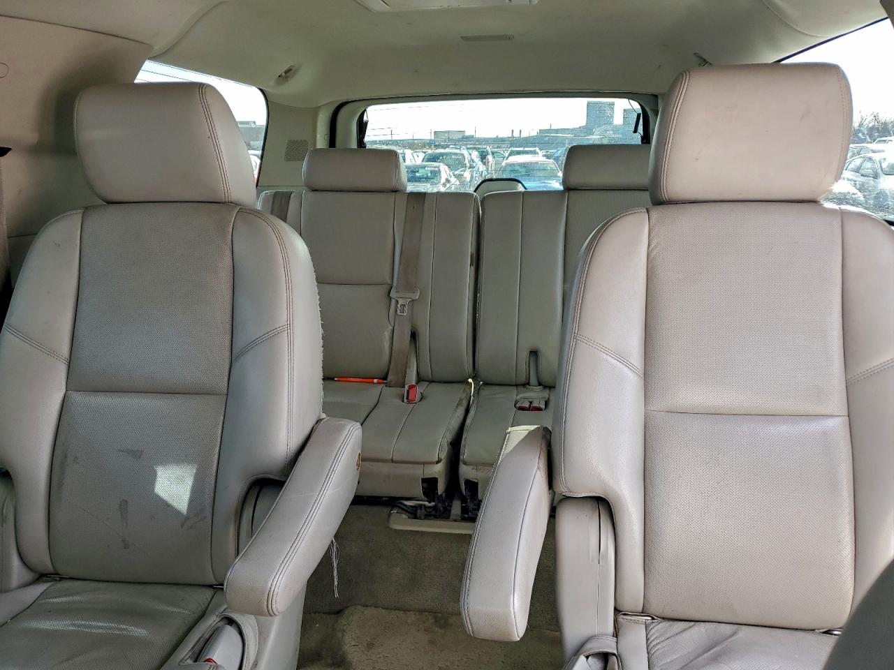 2011 CHEVROLET SUBURBAN K1500 LTZ photo 19
