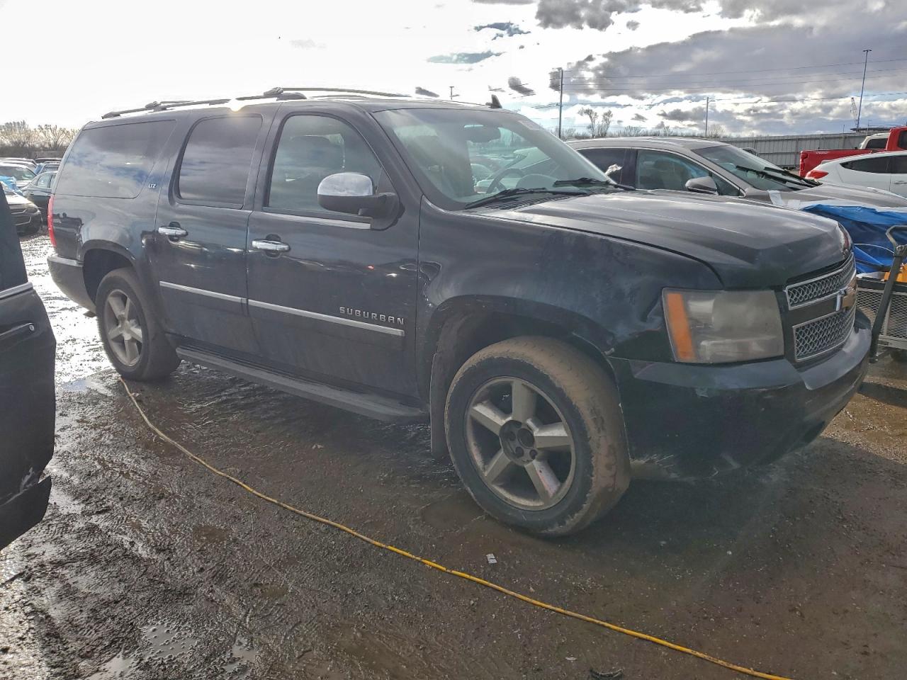 2011 CHEVROLET SUBURBAN K1500 LTZ photo 7