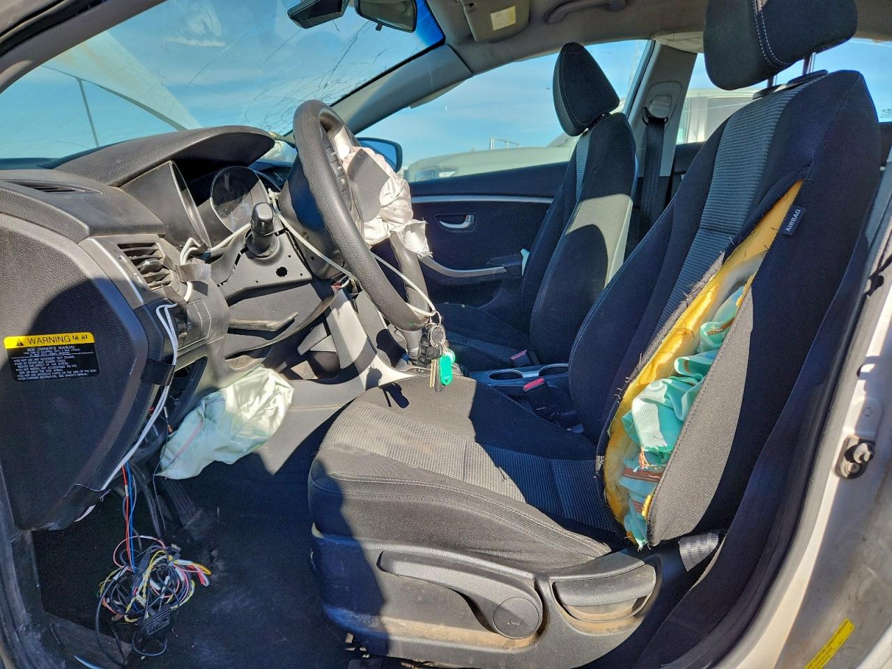 2016 HYUNDAI ELANTRA GT photo 7