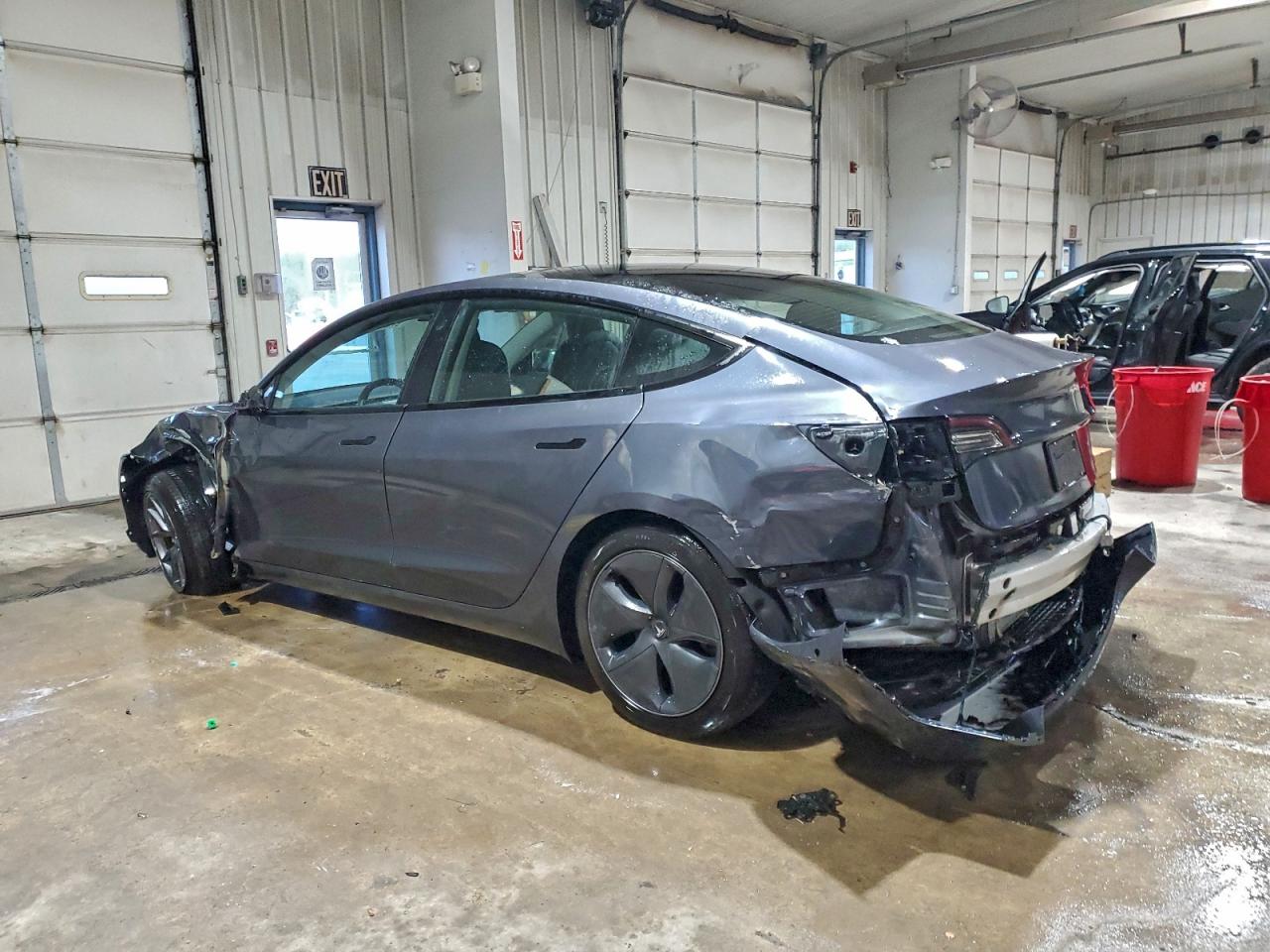 2021 TESLA MODEL 3 photo 2