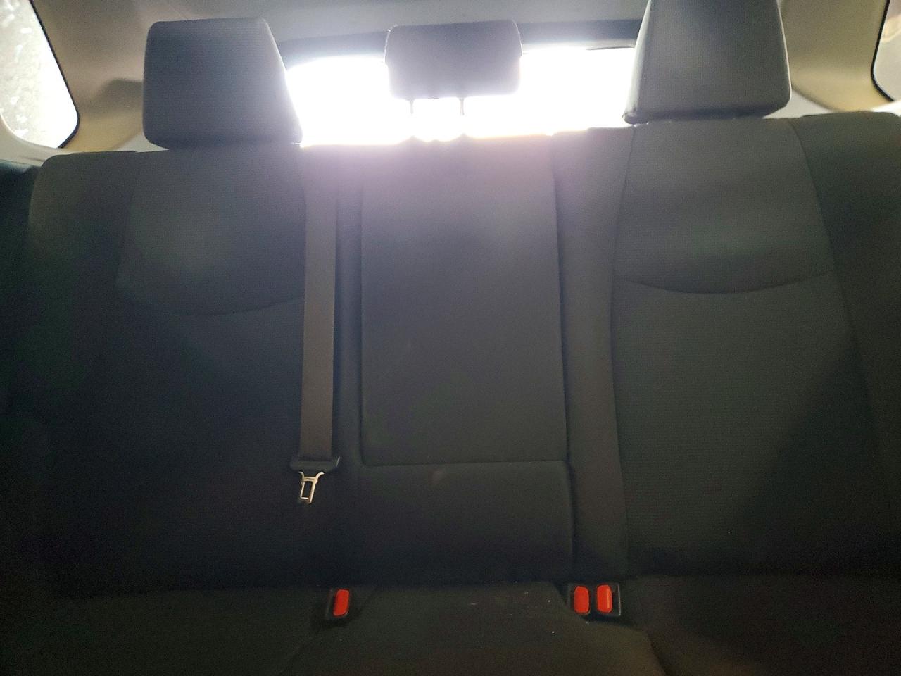 2019 TOYOTA RAV4 LE photo 19
