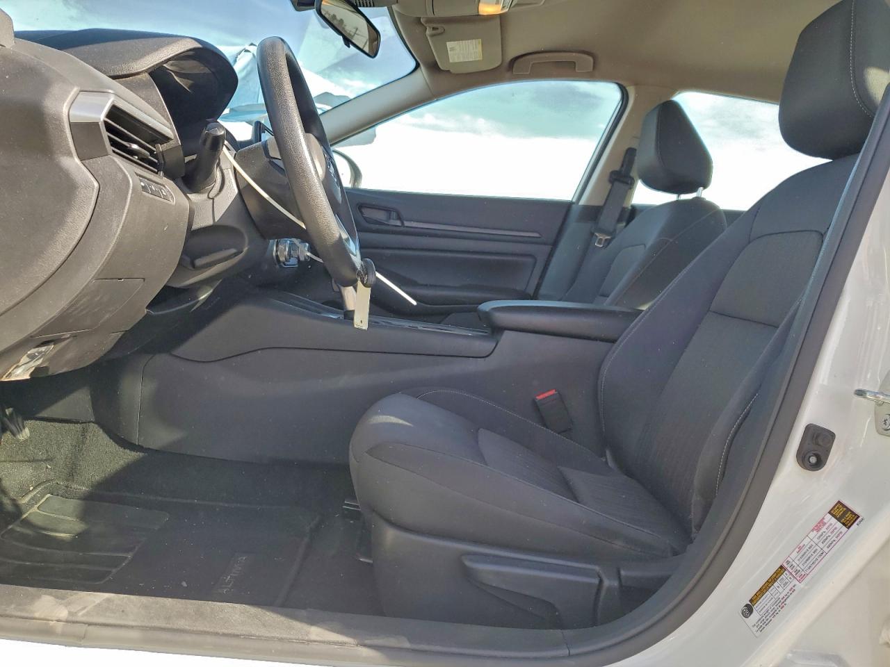 2024 NISSAN ALTIMA S photo 7