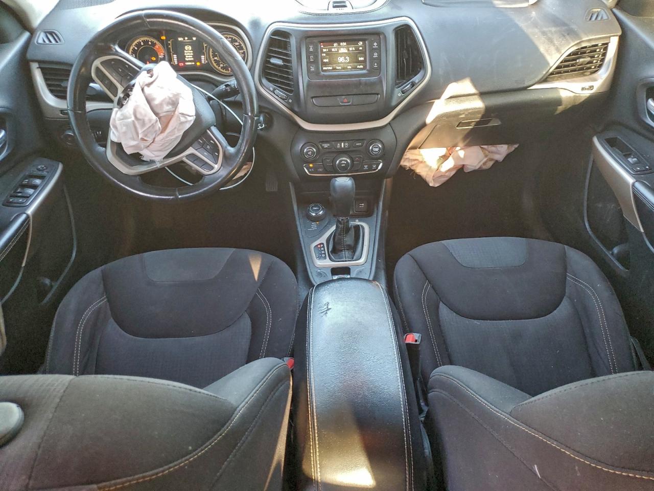 2017 JEEP CHEROKEE LATITUDE photo 22