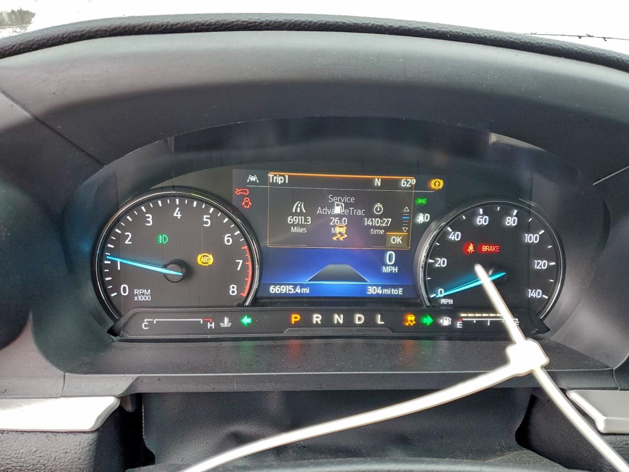 2023 FORD EXPLORER XLT photo 9