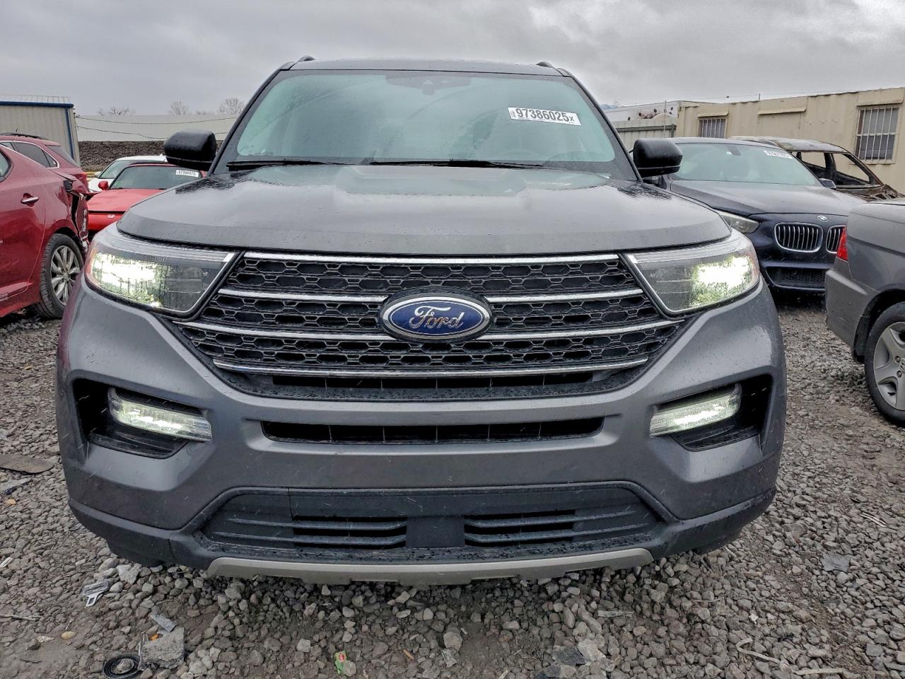 2023 FORD EXPLORER XLT photo 5