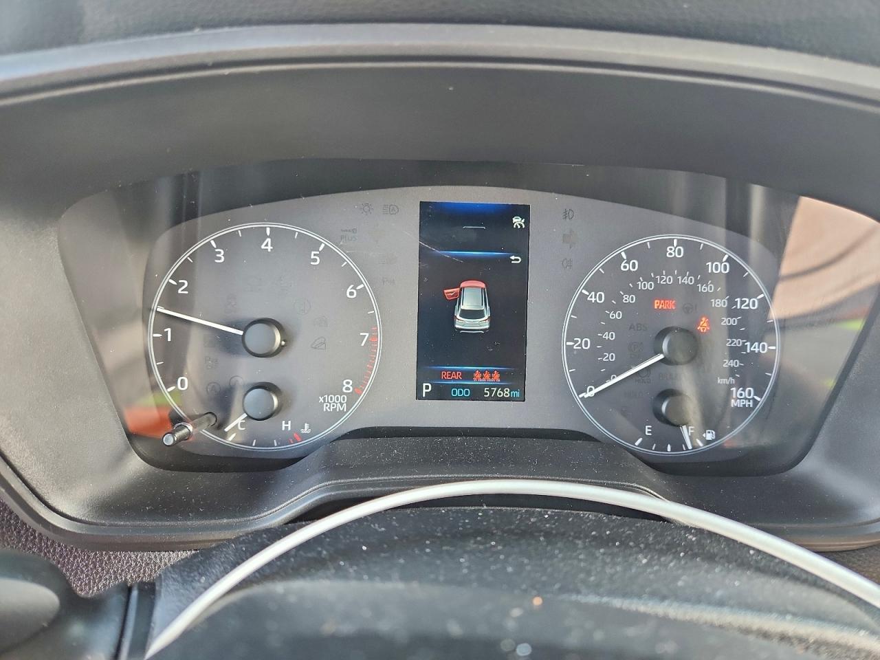 2025 TOYOTA COROLLA CROSS LE photo 9