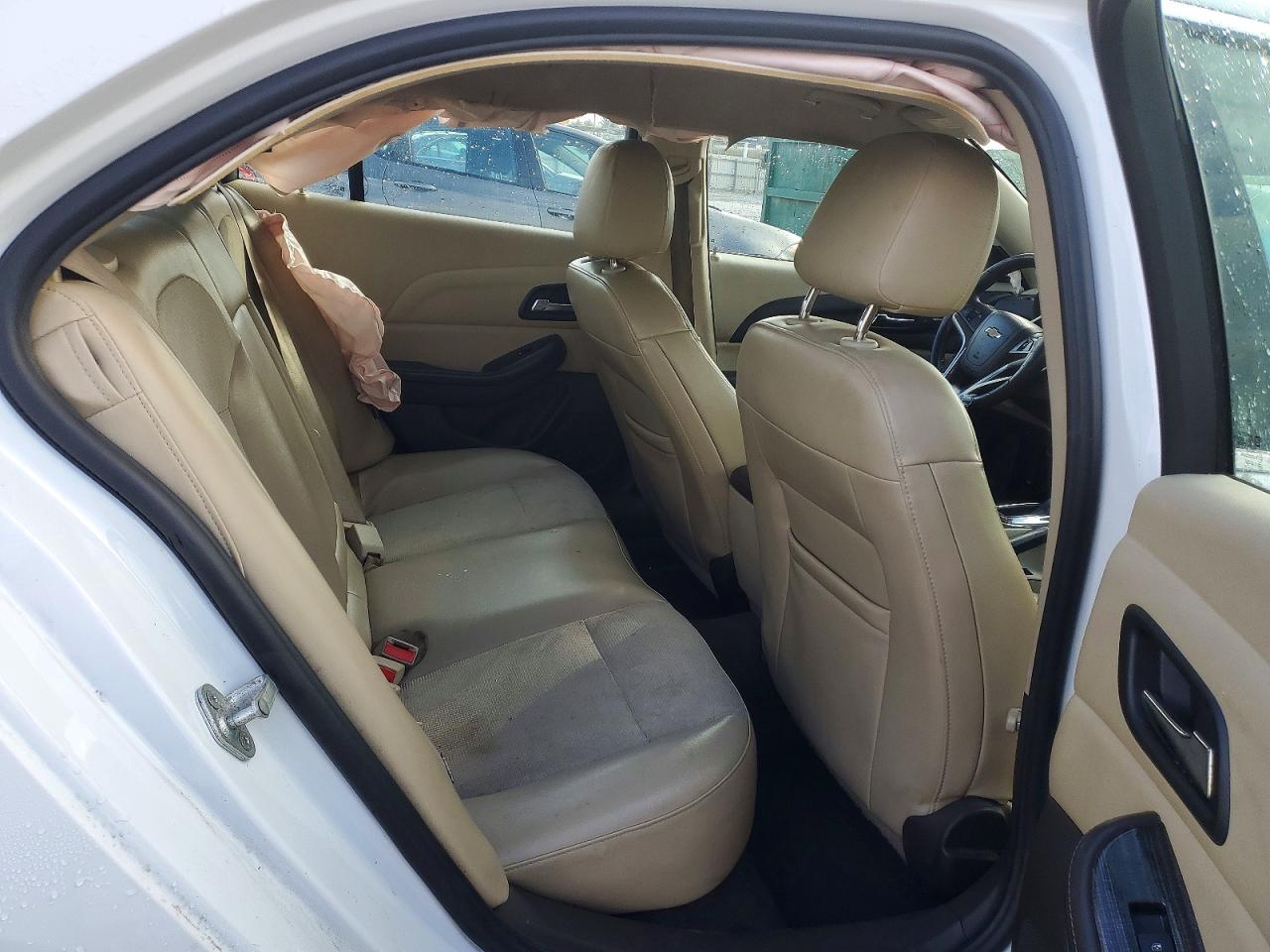 2014 CHEVROLET MALIBU 2LT photo 10