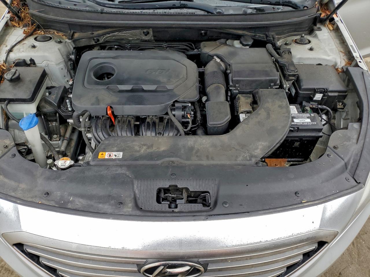 2015 HYUNDAI SONATA SE photo 11
