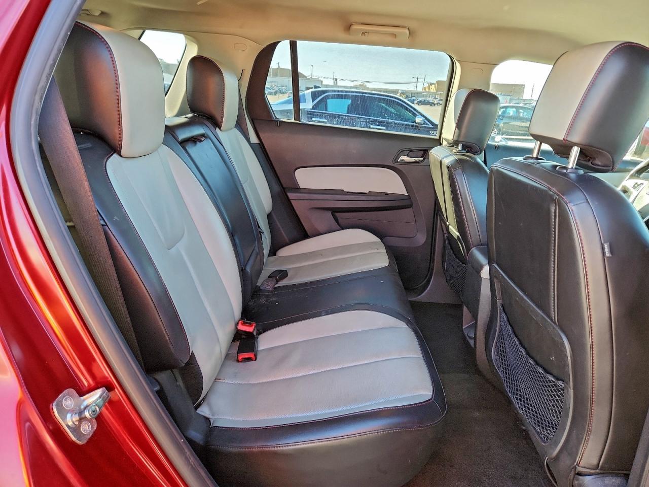 2011 GMC TERRAIN SLT photo 11