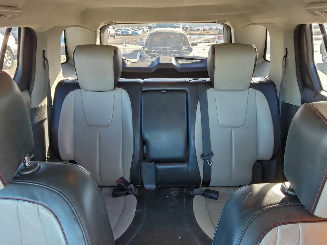 2011 GMC TERRAIN SLT photo 10