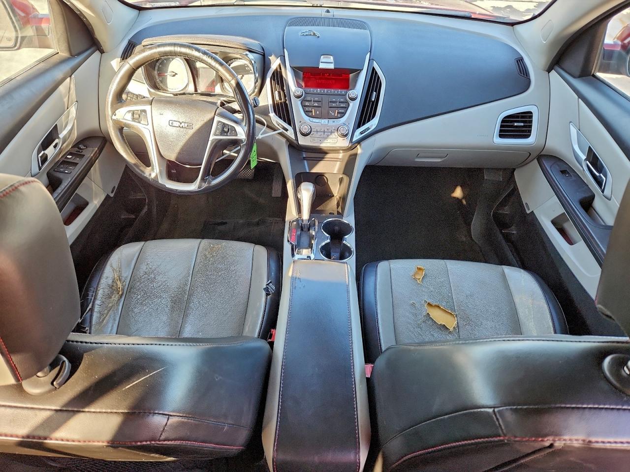 2011 GMC TERRAIN SLT photo 8