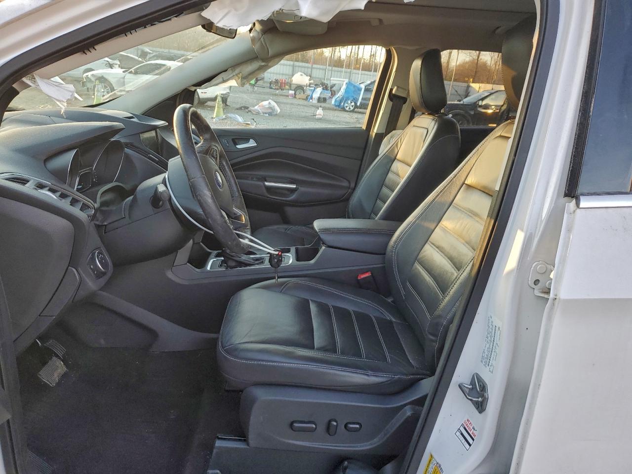 2018 FORD ESCAPE SEL photo 13