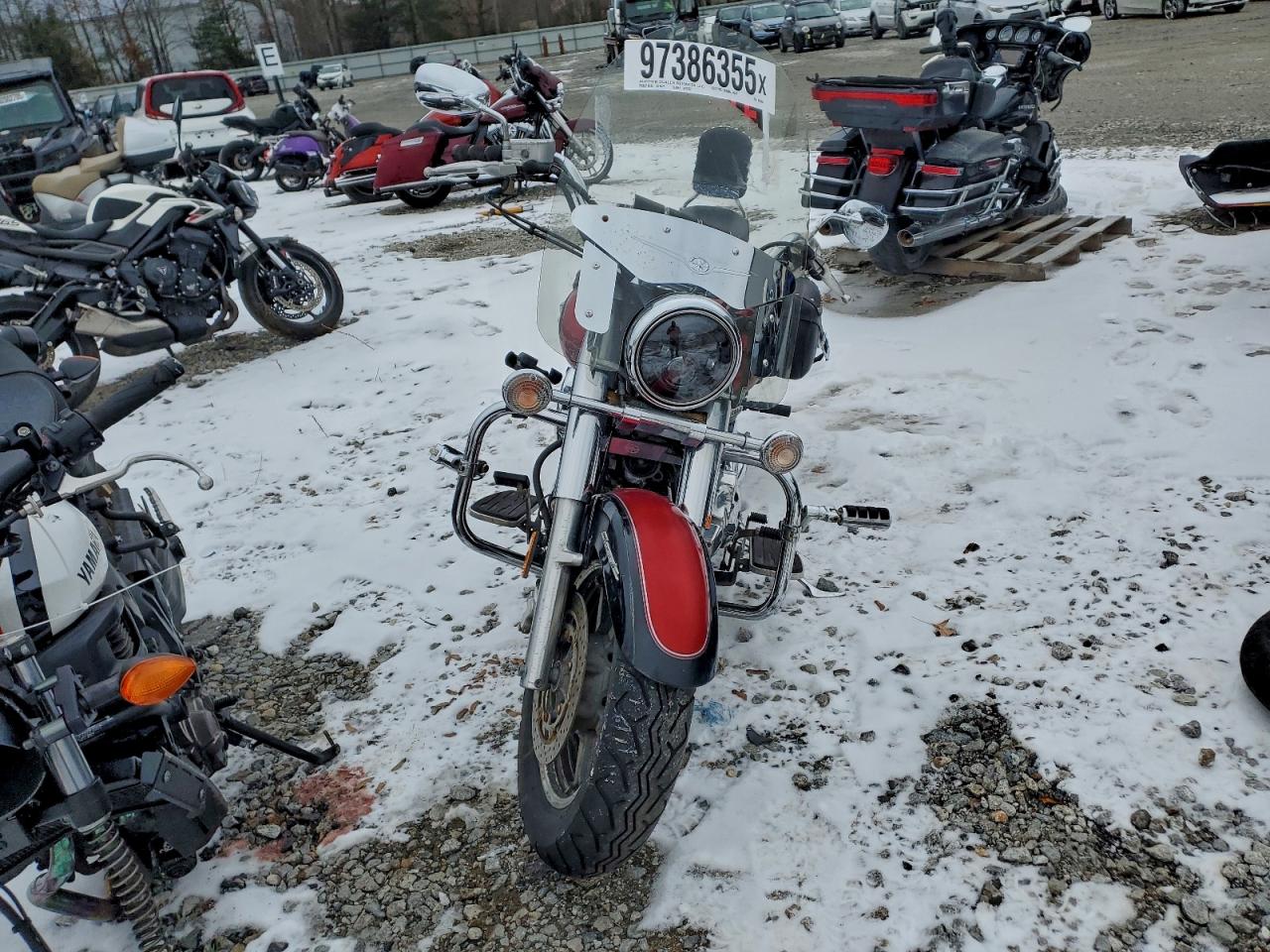 2005 YAMAHA XVS1100 A photo 2