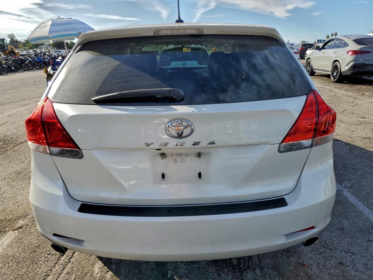 2009 TOYOTA VENZA photo 6