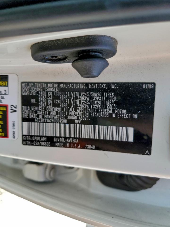 2009 TOYOTA VENZA photo 13