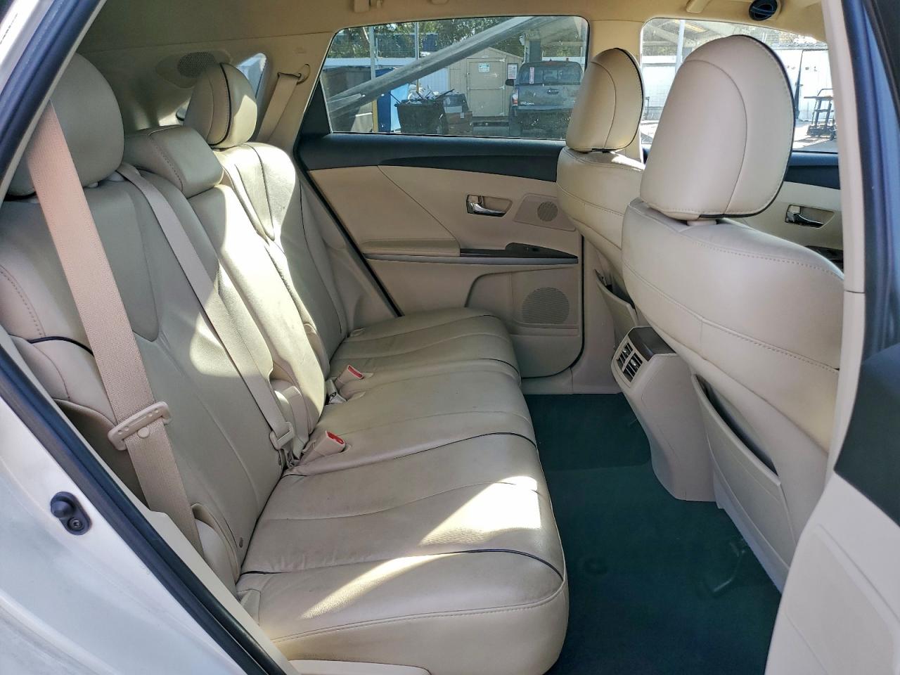 2009 TOYOTA VENZA photo 11