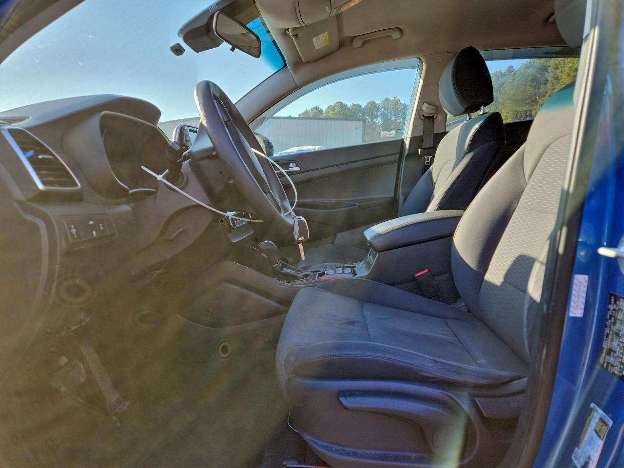 2021 HYUNDAI TUCSON SE photo 7