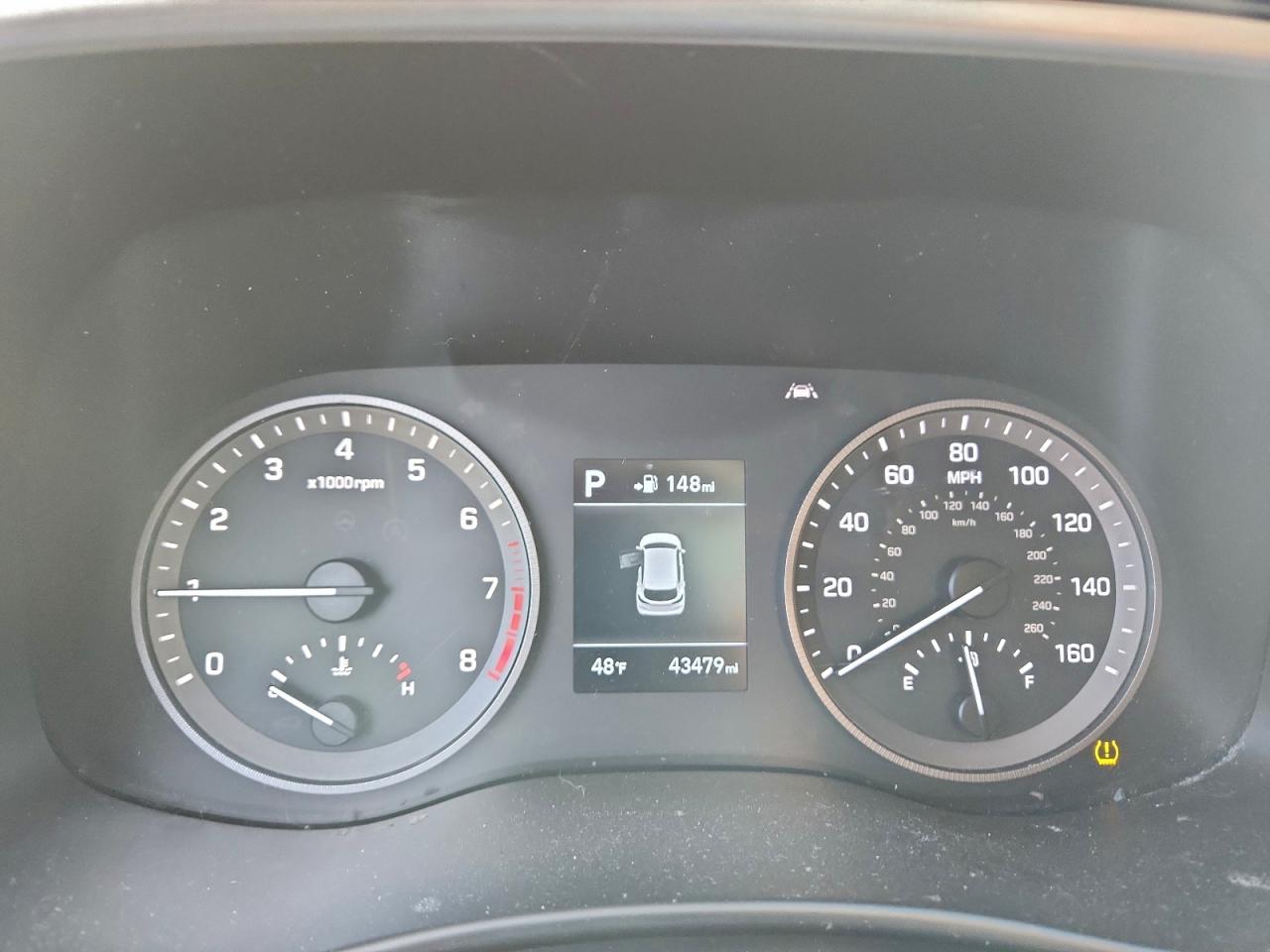 2021 HYUNDAI TUCSON SE photo 9
