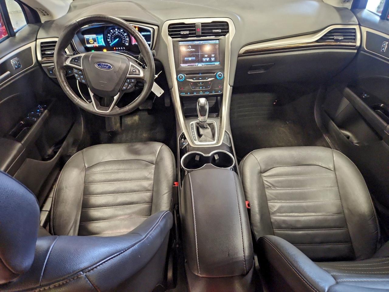 2015 FORD FUSION SE photo 8