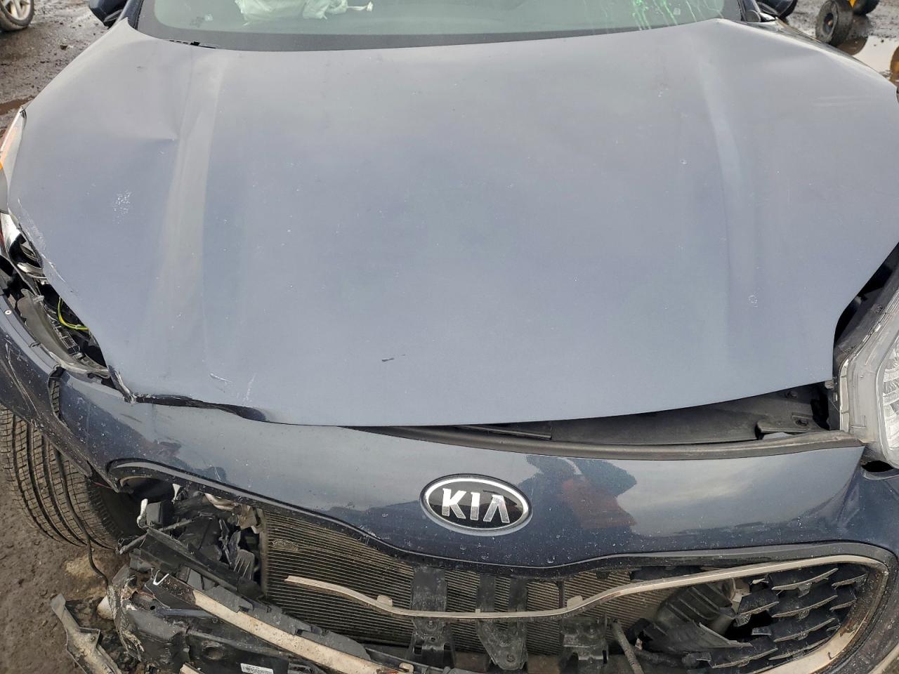 2020 KIA SPORTAGE S photo 12