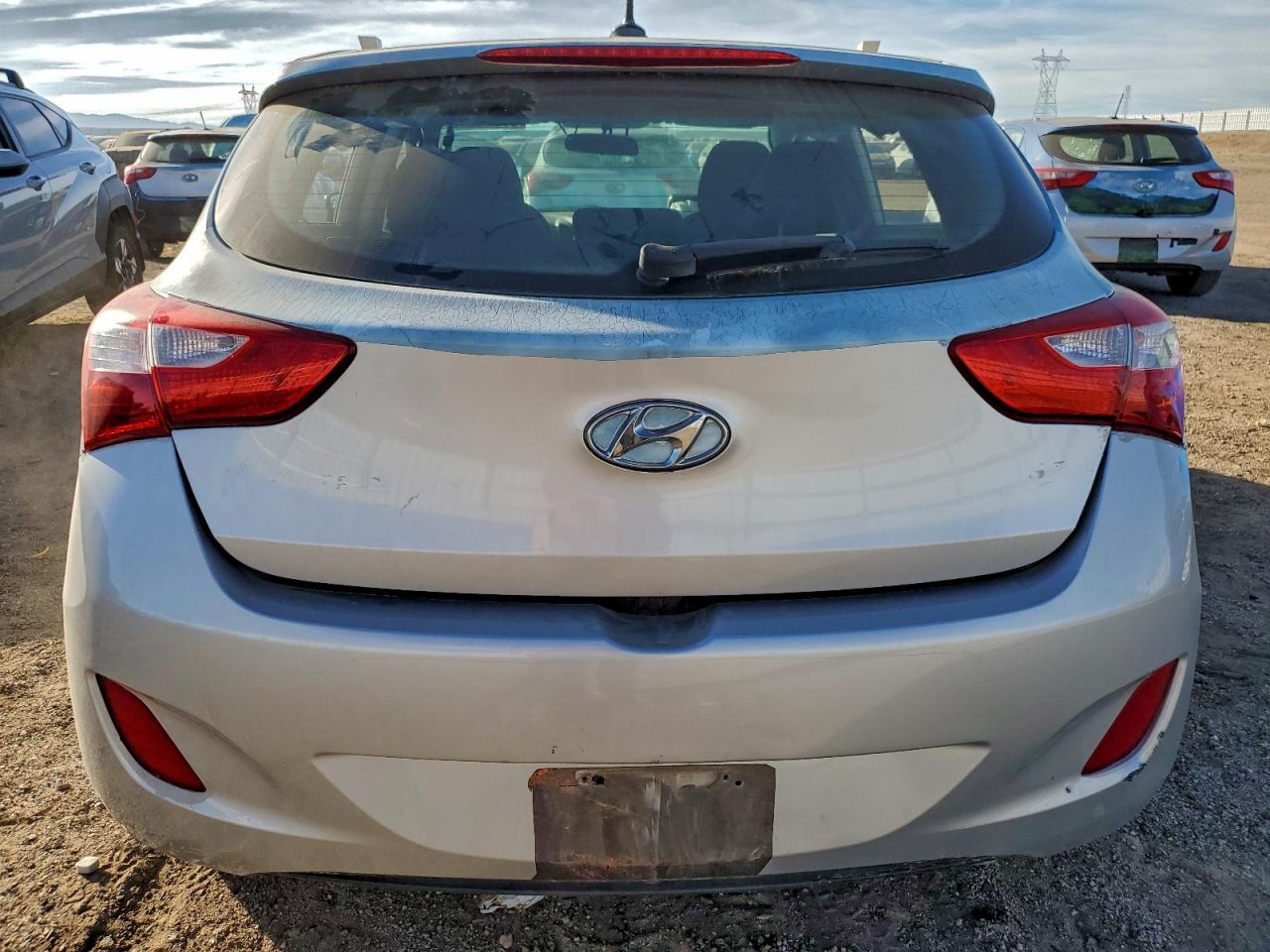2016 HYUNDAI ELANTRA GT photo 11