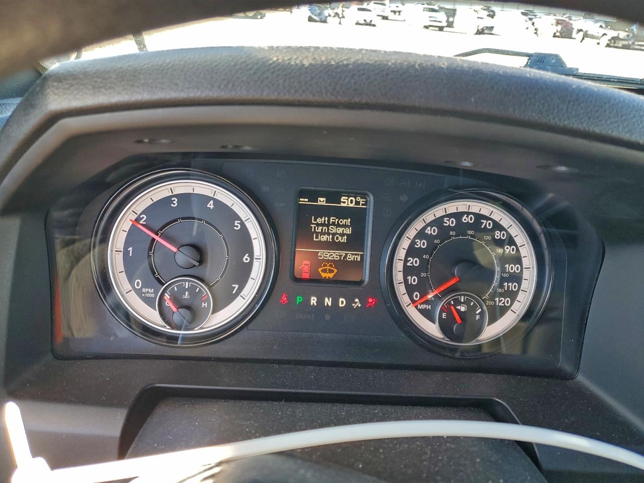 2023 RAM 1500 CLASSIC SLT photo 9