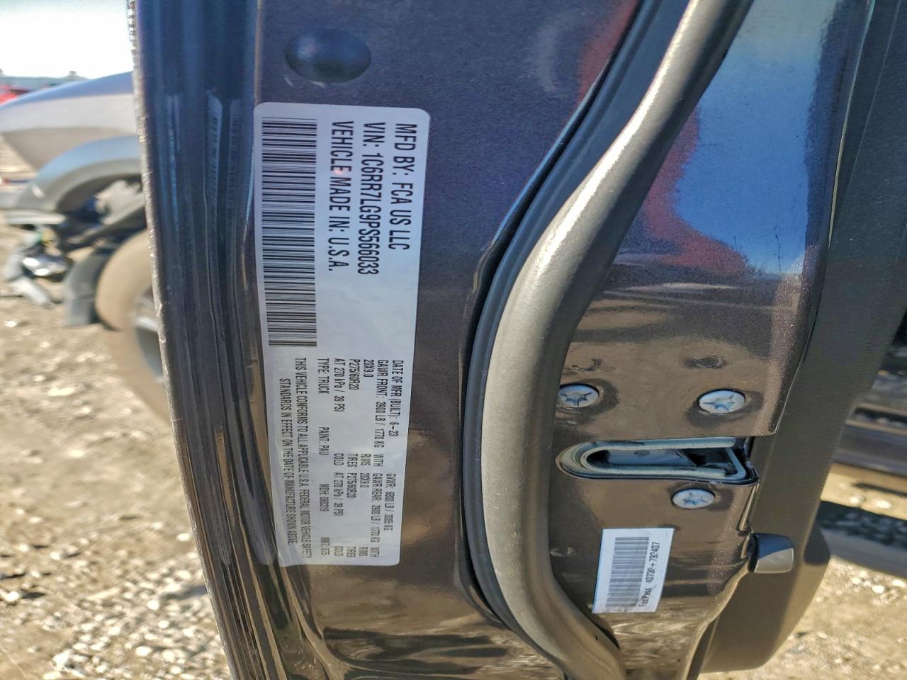 2023 RAM 1500 CLASSIC SLT photo 12