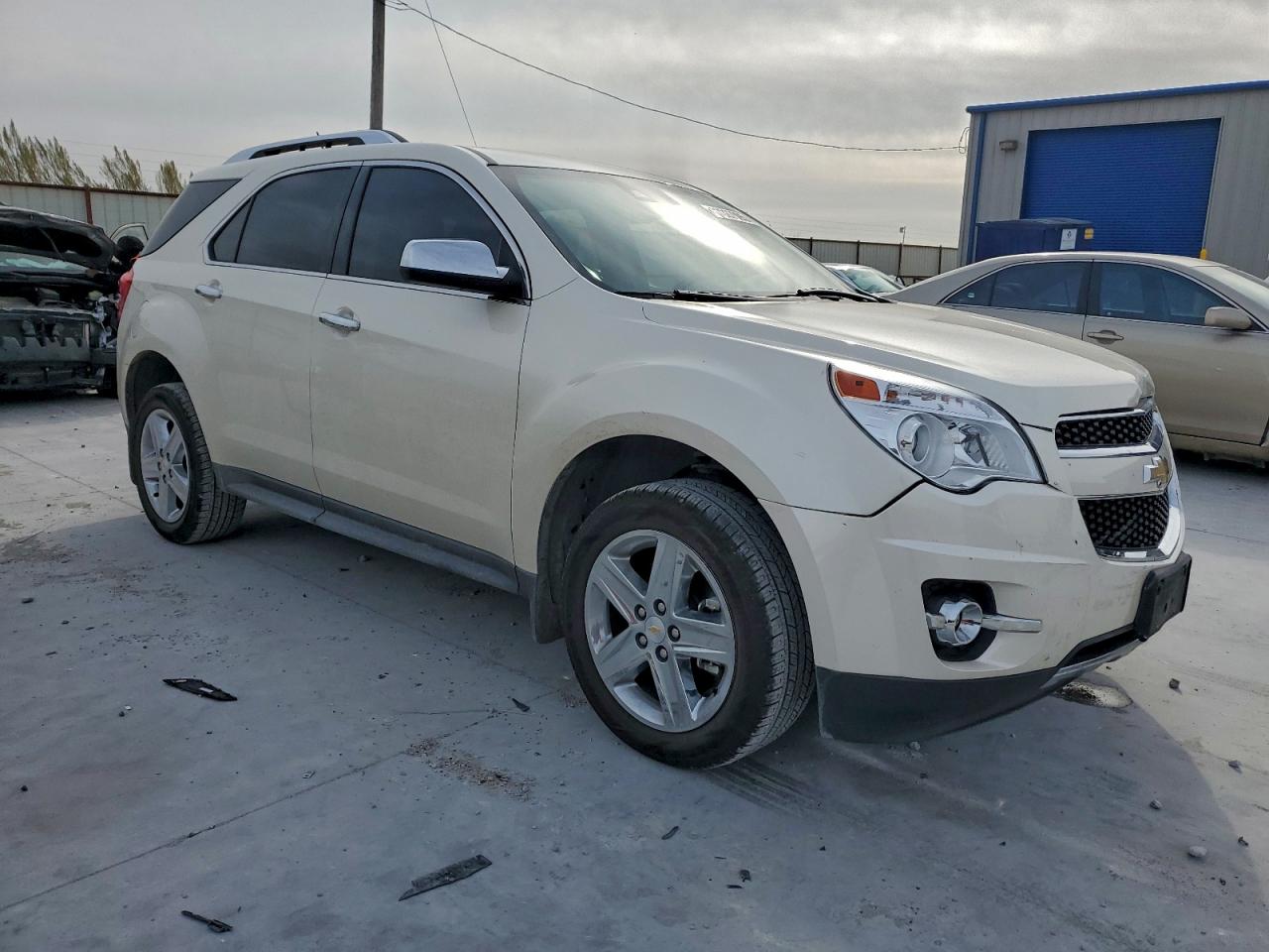 2015 CHEVROLET EQUINOX LTZ photo 4
