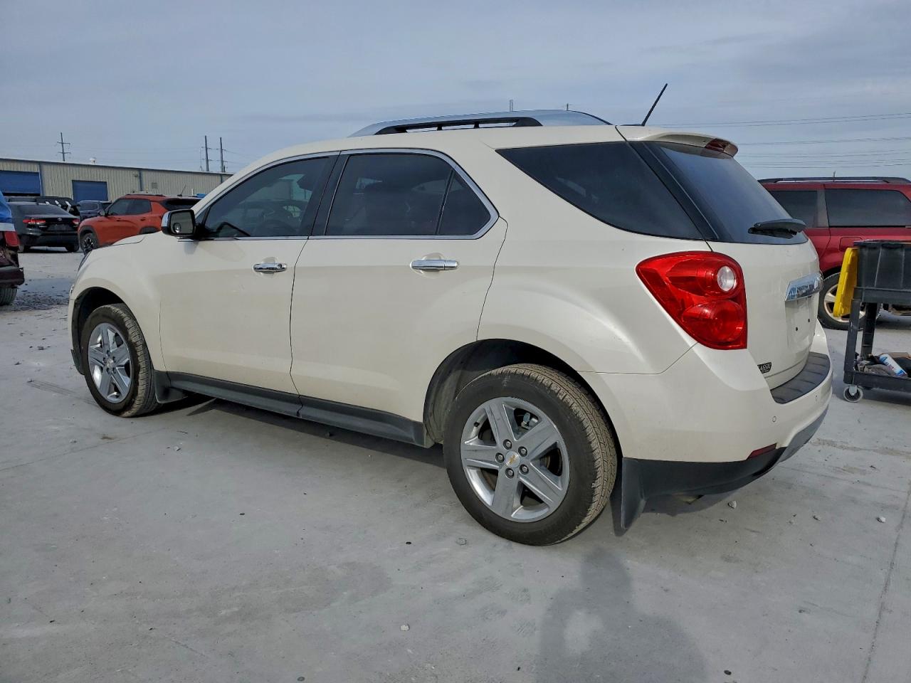2015 CHEVROLET EQUINOX LTZ photo 2