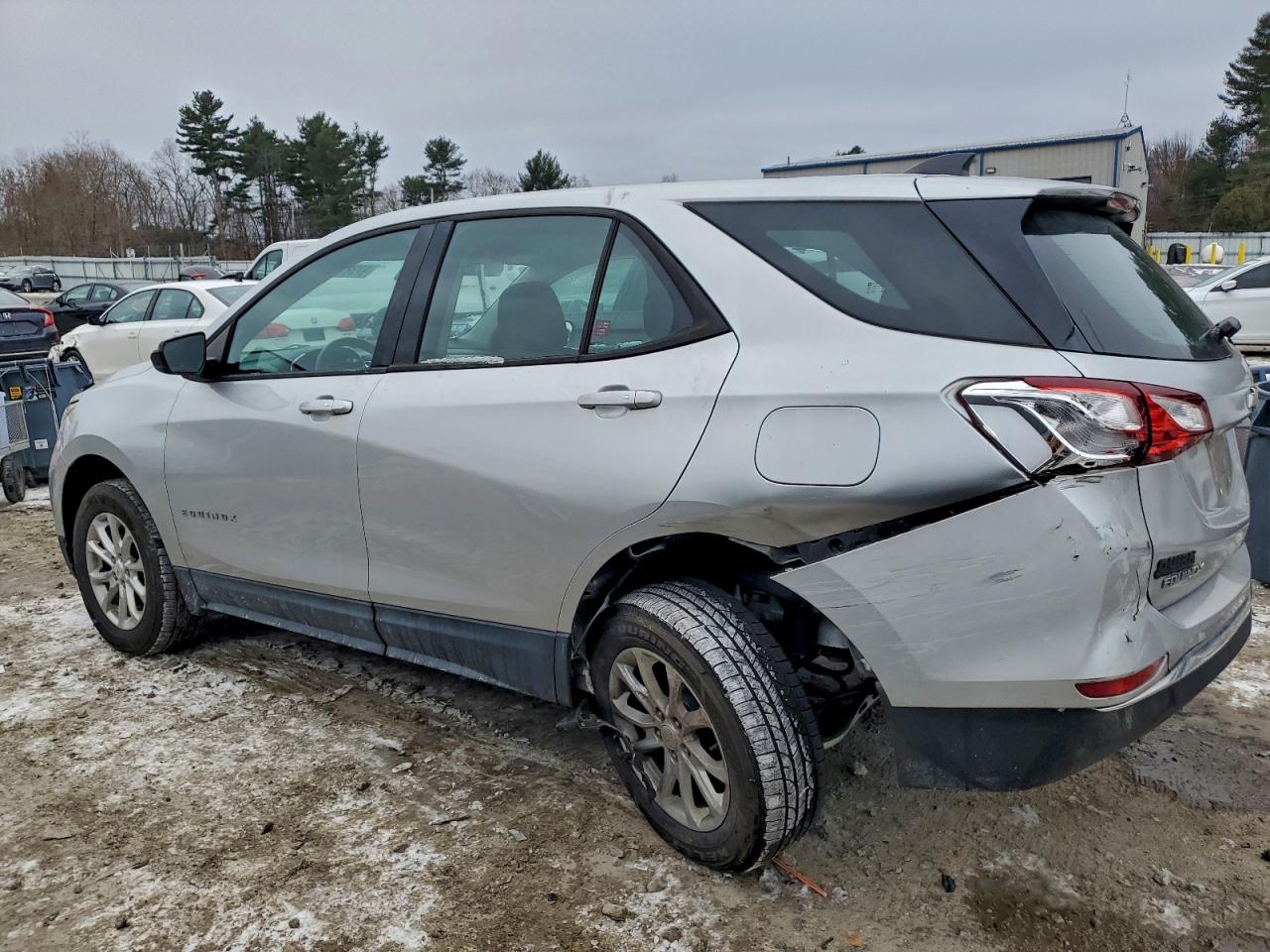 2018 CHEVROLET EQUINOX LS photo 2