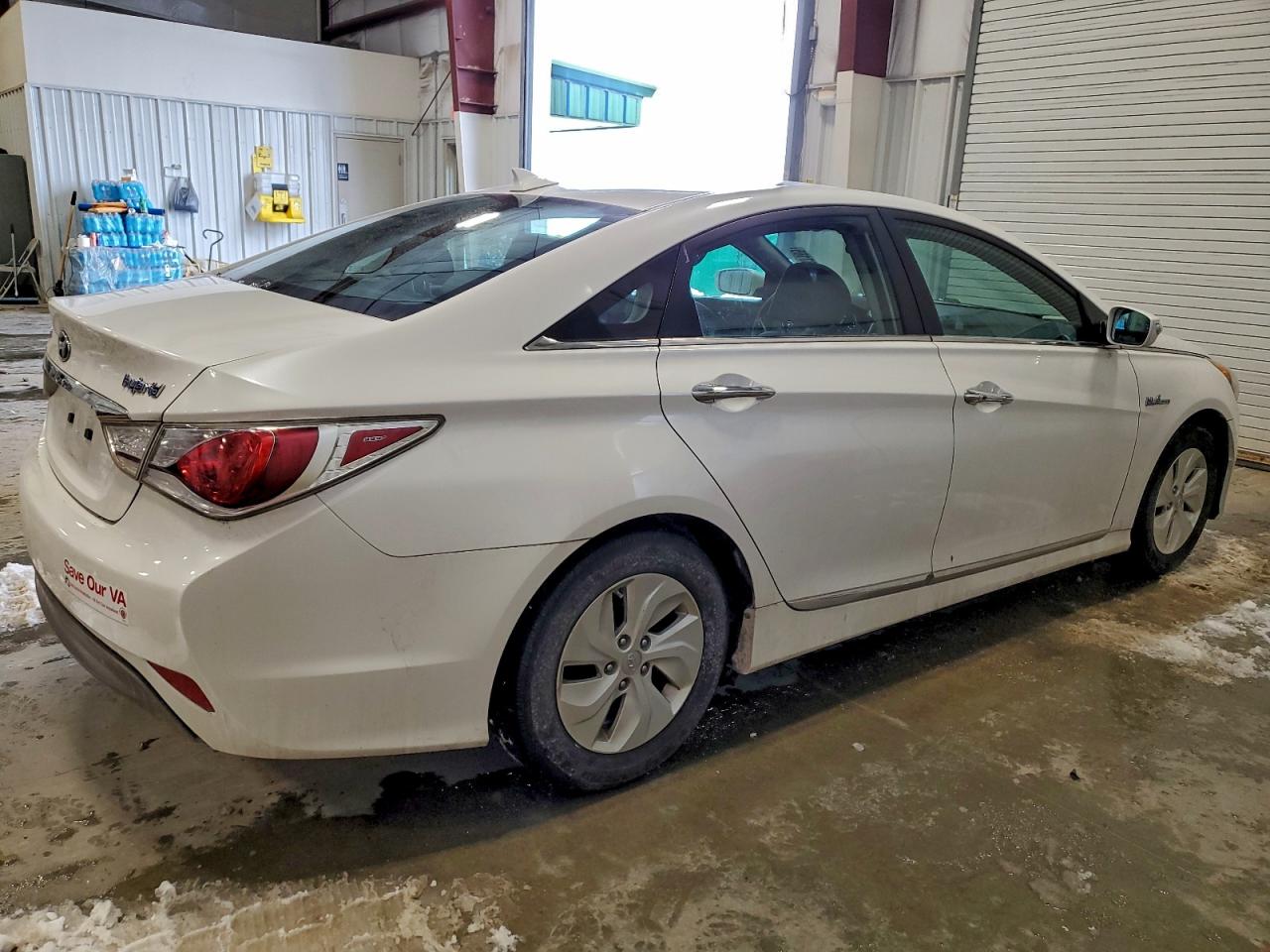 2013 HYUNDAI SONATA HYBRID photo 3