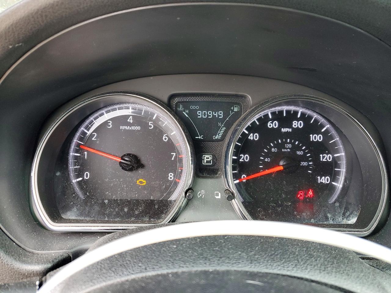 2018 NISSAN VERSA S photo 9