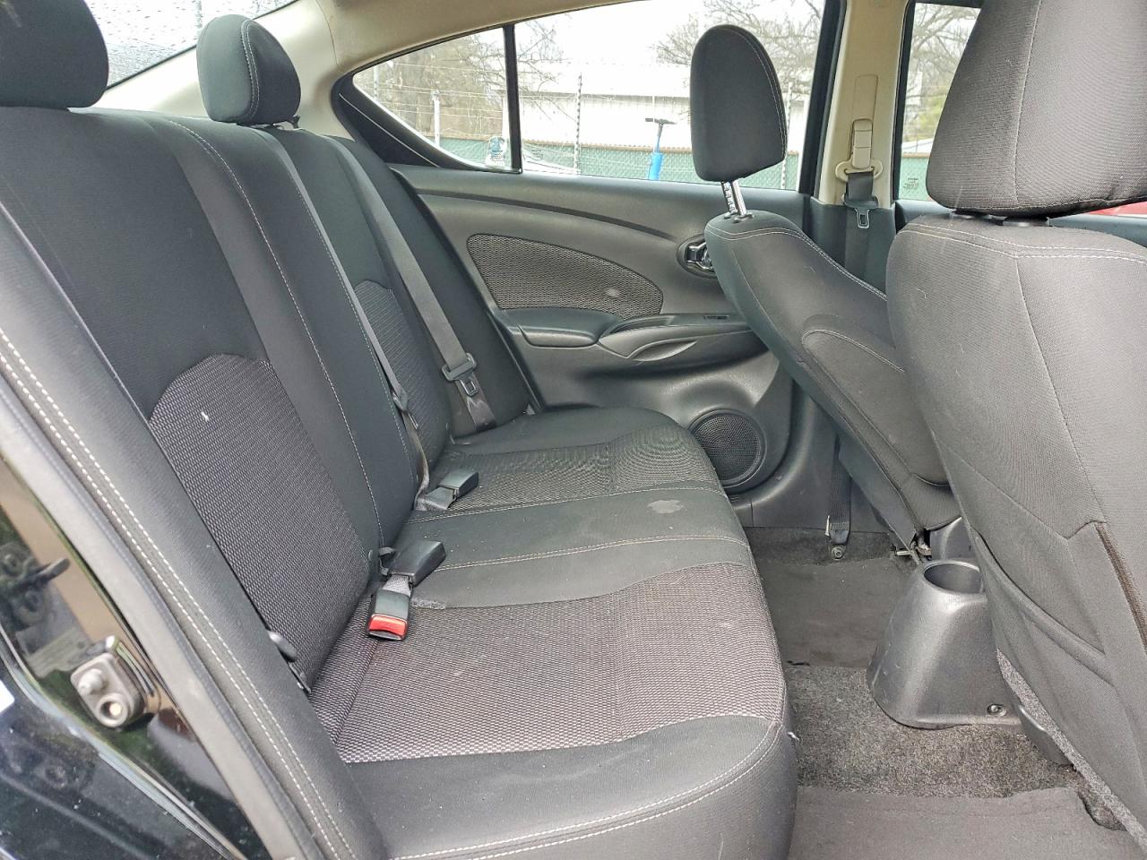 2018 NISSAN VERSA S photo 10