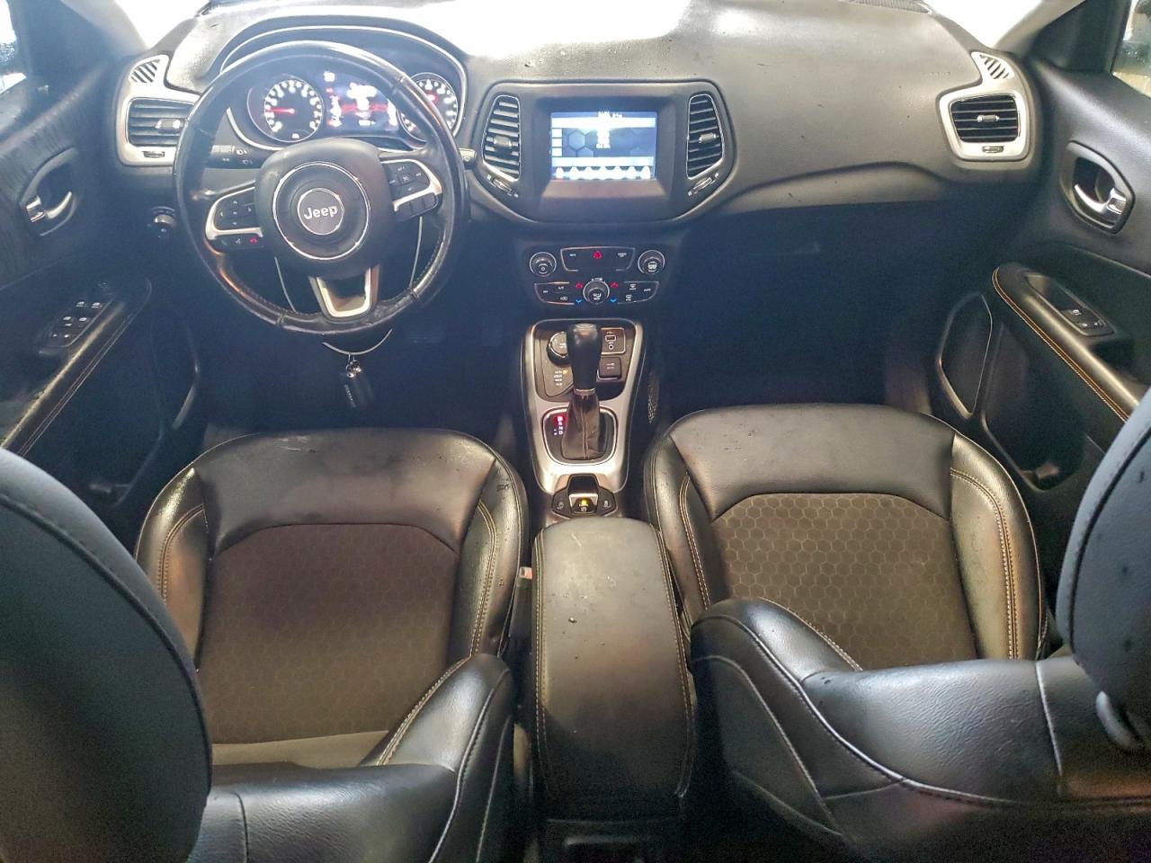 2019 JEEP COMPASS LATITUDE photo 8