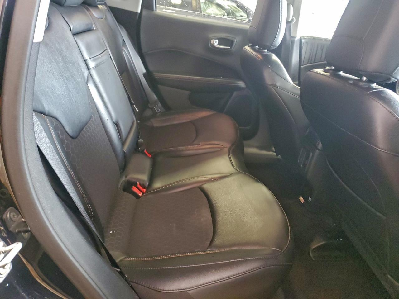 2019 JEEP COMPASS LATITUDE photo 11