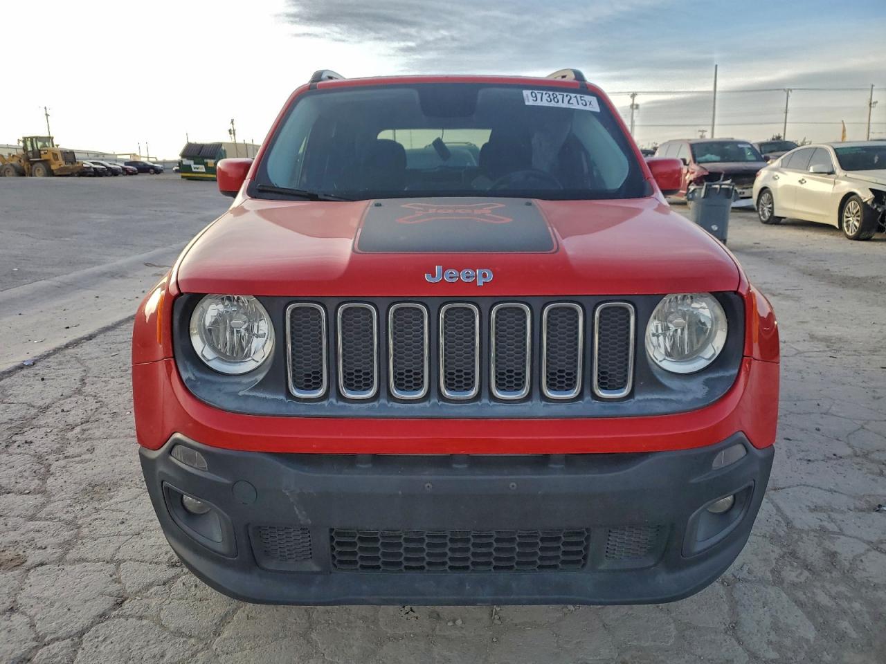 2017 JEEP RENEGADE LATITUDE photo 5