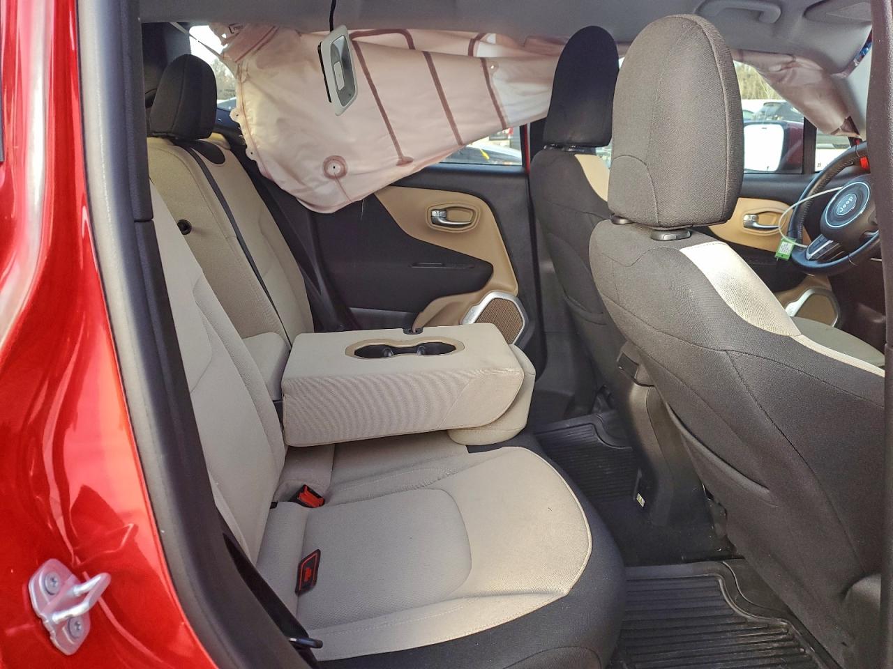 2017 JEEP RENEGADE LATITUDE photo 11