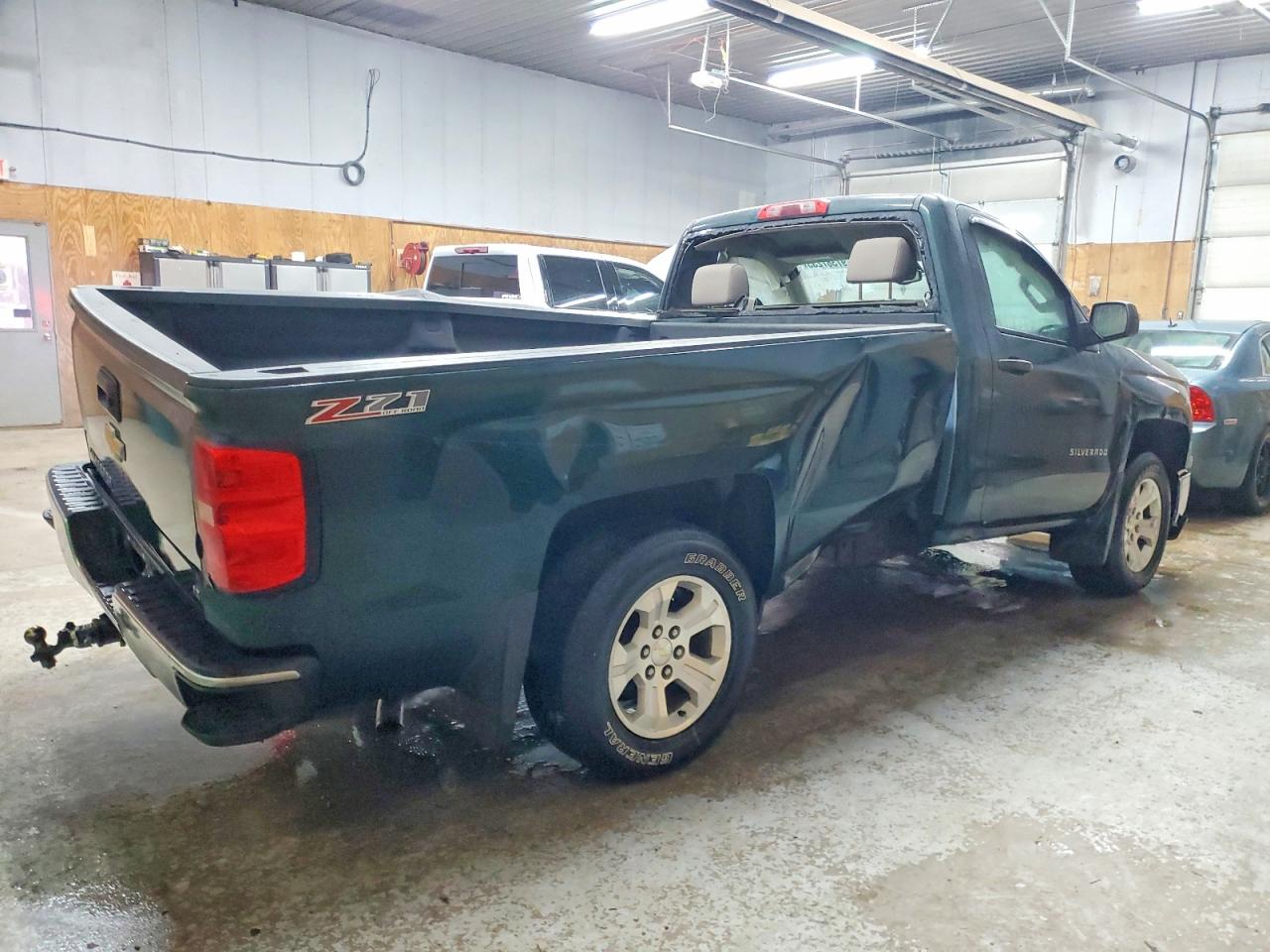 2014 CHEVROLET SILVERADO K1500 LT photo 3