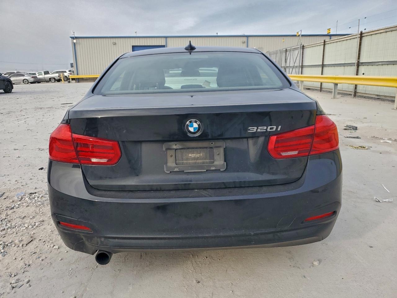 2016 BMW 320 I photo 6