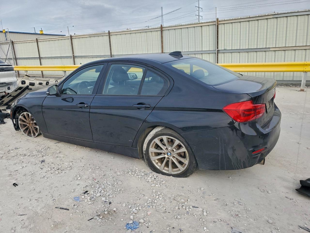 2016 BMW 320 I photo 2