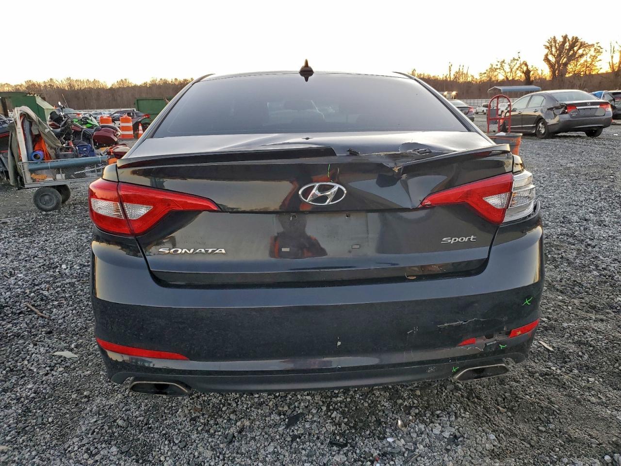 2015 HYUNDAI SONATA SPORT photo 6