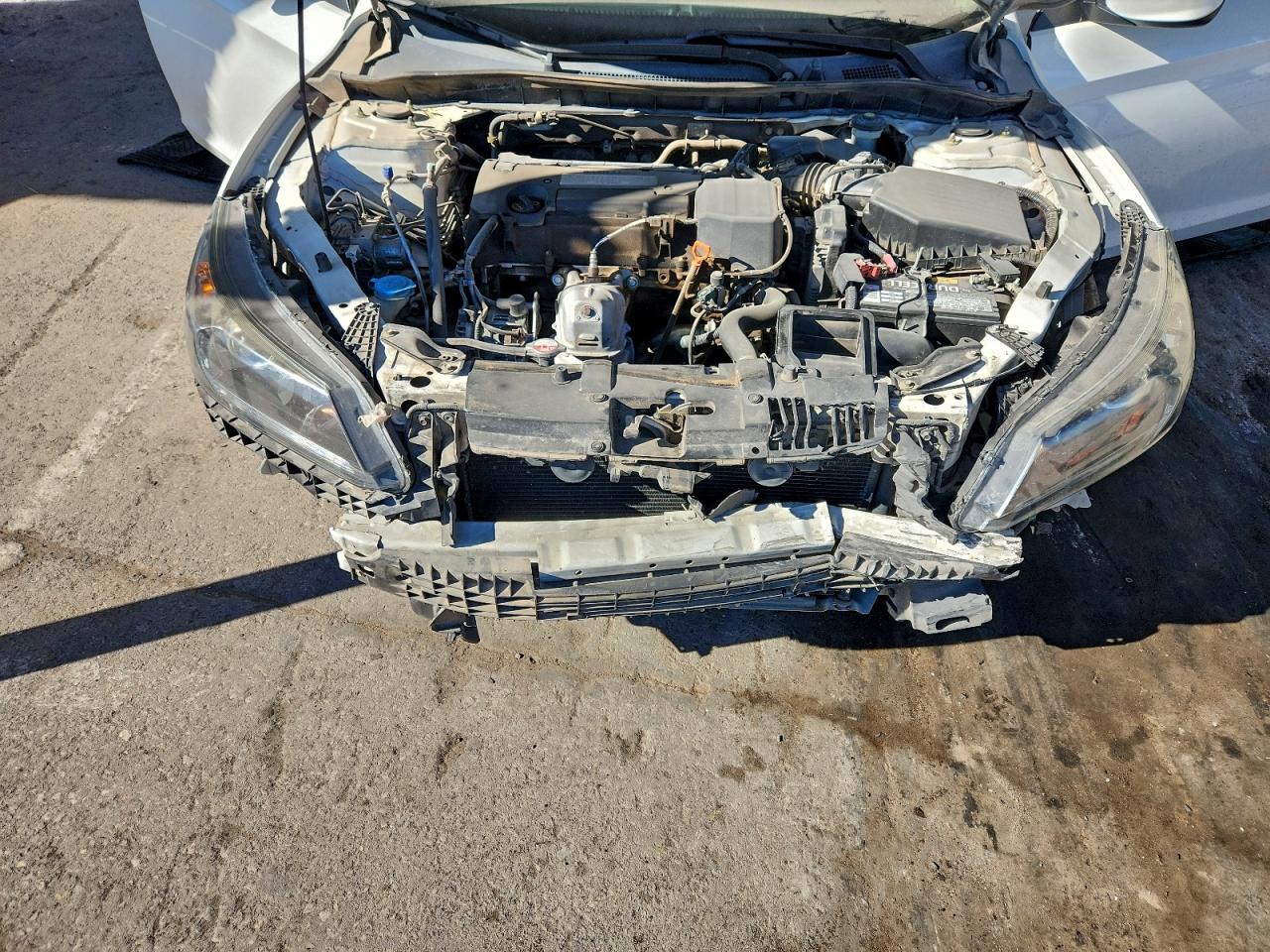 2014 HONDA ACCORD LX photo 21