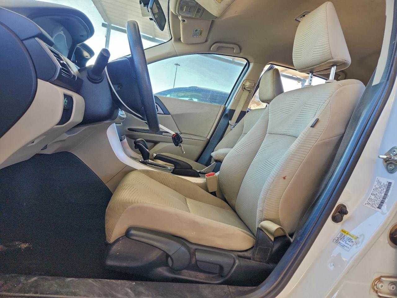 2014 HONDA ACCORD LX photo 13