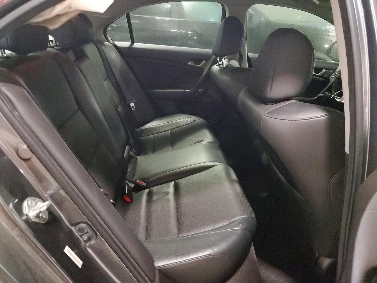2010 ACURA TSX photo 10