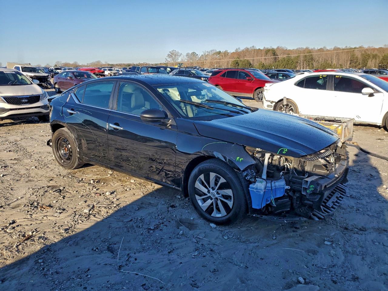 2025 NISSAN ALTIMA S photo 4