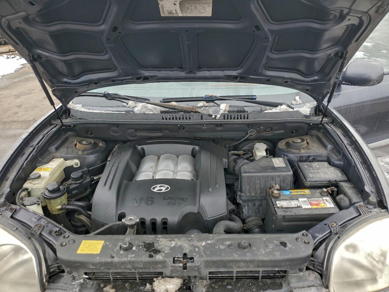 2005 HYUNDAI SANTA FE photo 12