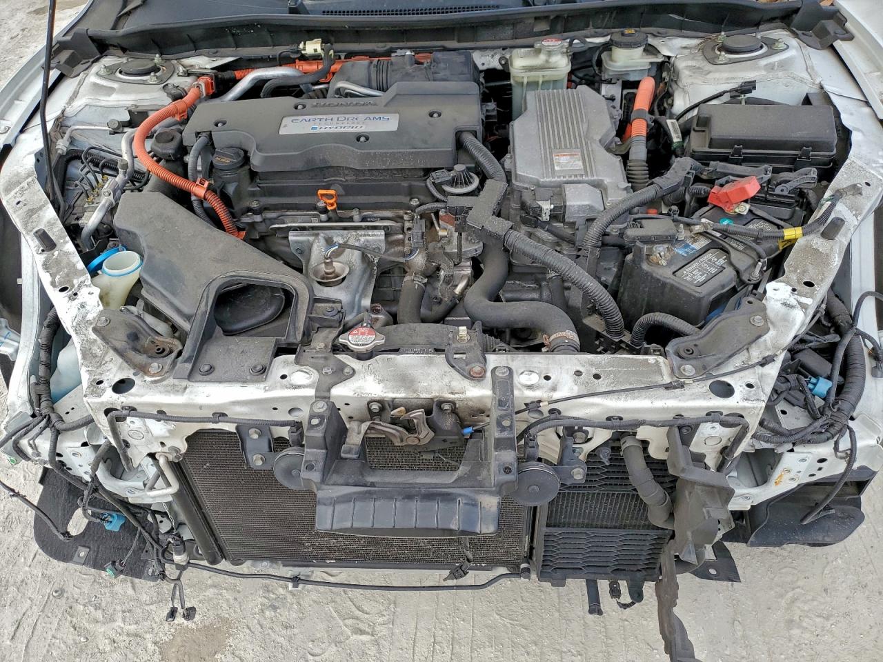 2017 HONDA ACCORD HYBRID photo 31