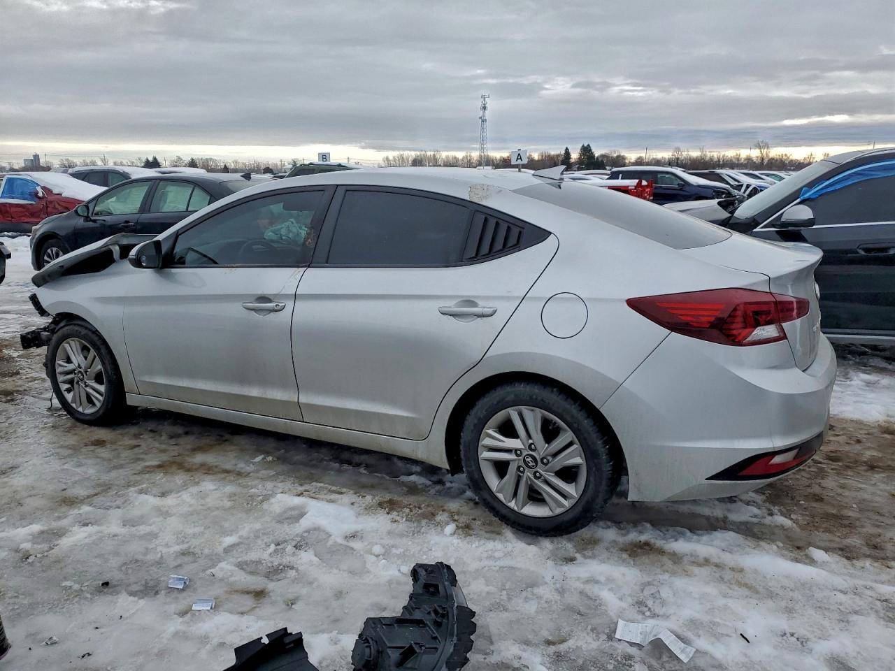 2019 HYUNDAI ELANTRA SEL photo 2