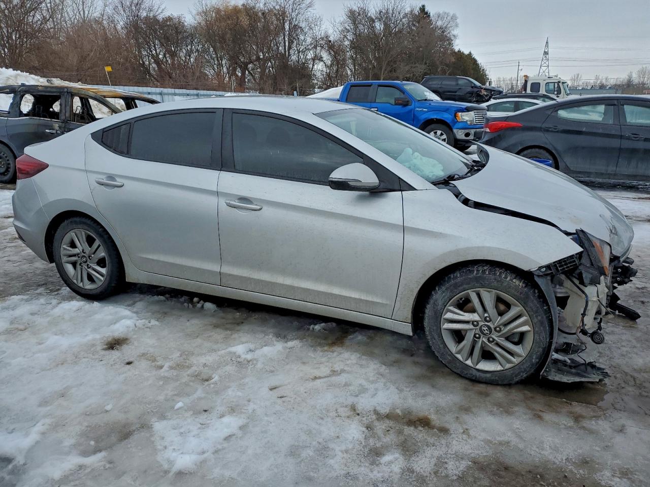 2019 HYUNDAI ELANTRA SEL photo 4
