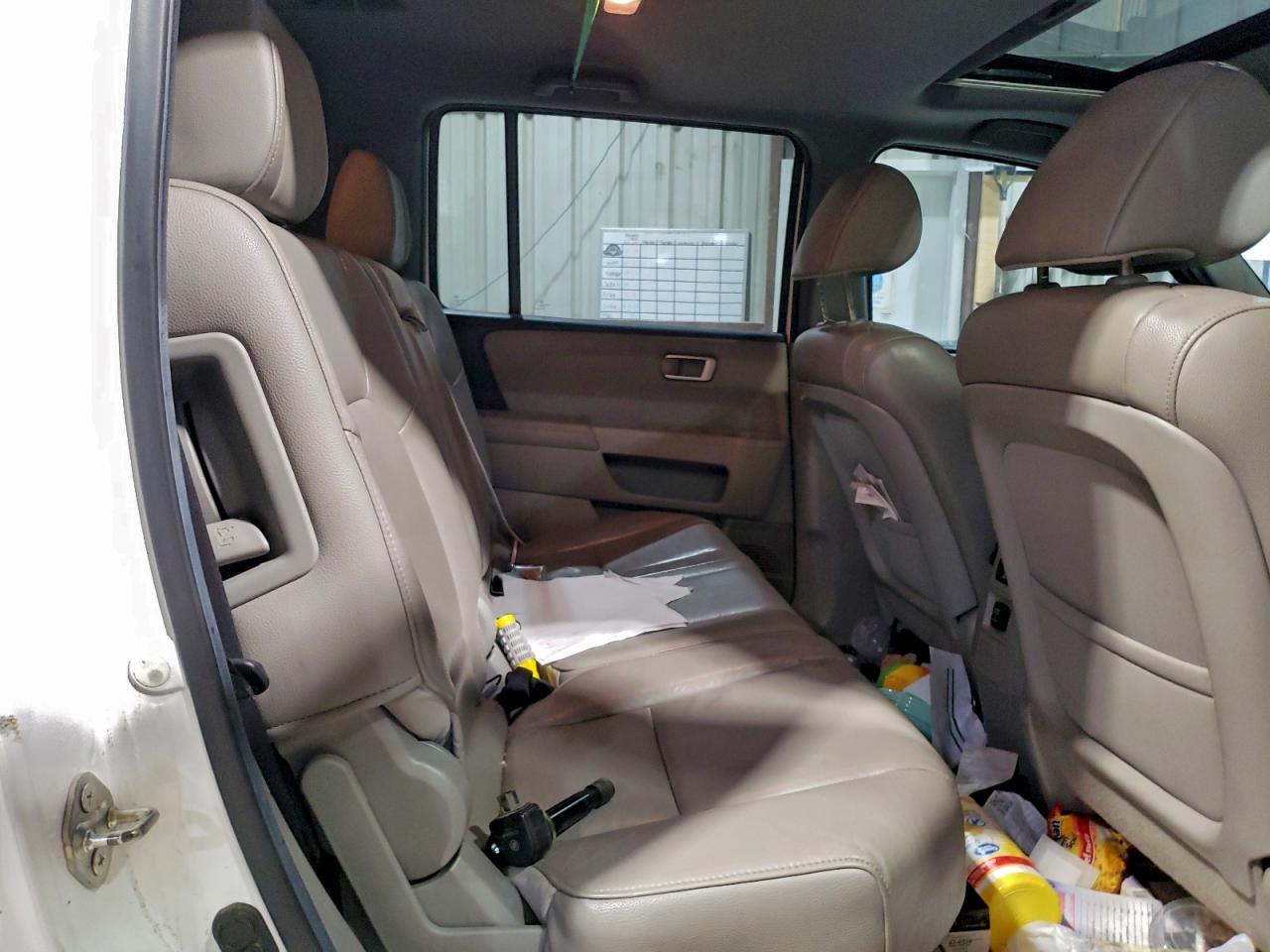 2012 HONDA PILOT EXL photo 11